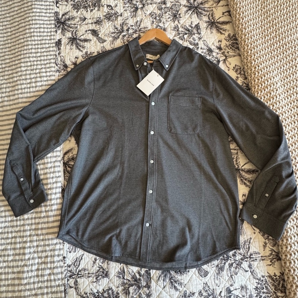 NWT Everlane Men’s “The Startup Shirt” Soft Gray Button-down Shirt